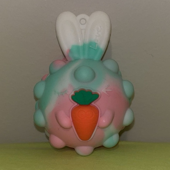 Brand 🆕 Easter themed Pop It Child’s Toy - Picture 1 of 4